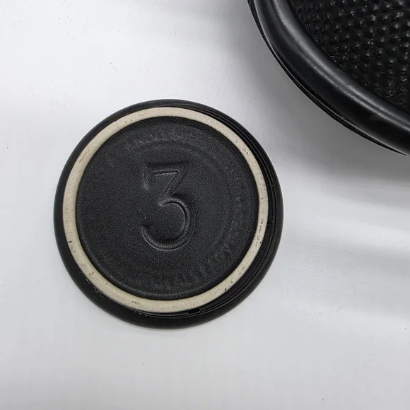 Cast Iron Japanese-Style Teapot - Black - Picture 3 of 6